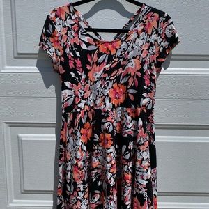 LOWEST PRICE 5 for $25-🦋Floral dress.
